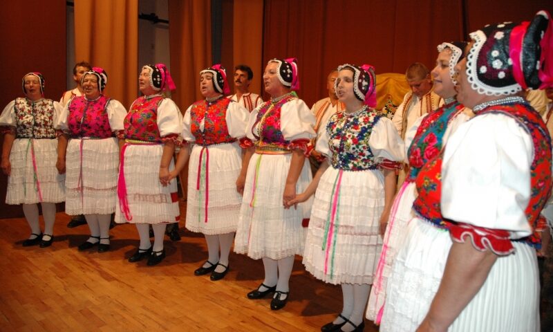 Hudobný folklór dospelých – okresná súťaž — fotoalbum