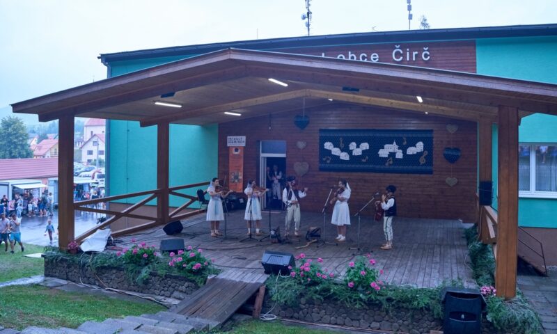 Slávnosti piesní a tancov v obci Čirč