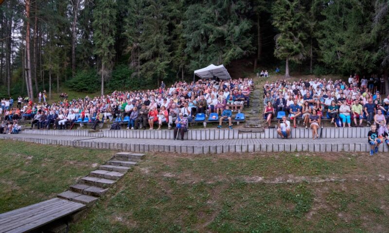 Slávnosti piesní a tancov v obci Čirč